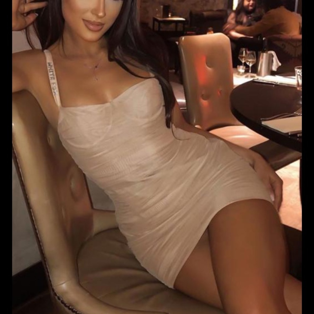 White Fox Boutique Creme de la creme nude dress